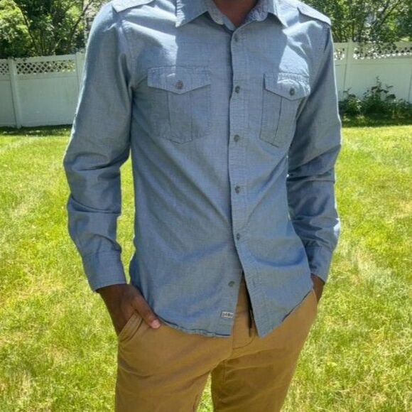 Pd & c grey Button Up with pockets size medium - Picture 4 of 5